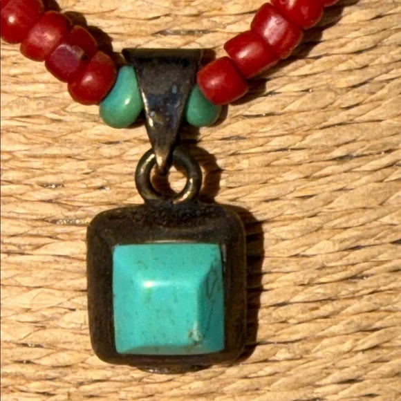 Artisan Red coral  Beaded Necklace with Turquoise Charm Sterling Silver vintage - Picture 6 of 17